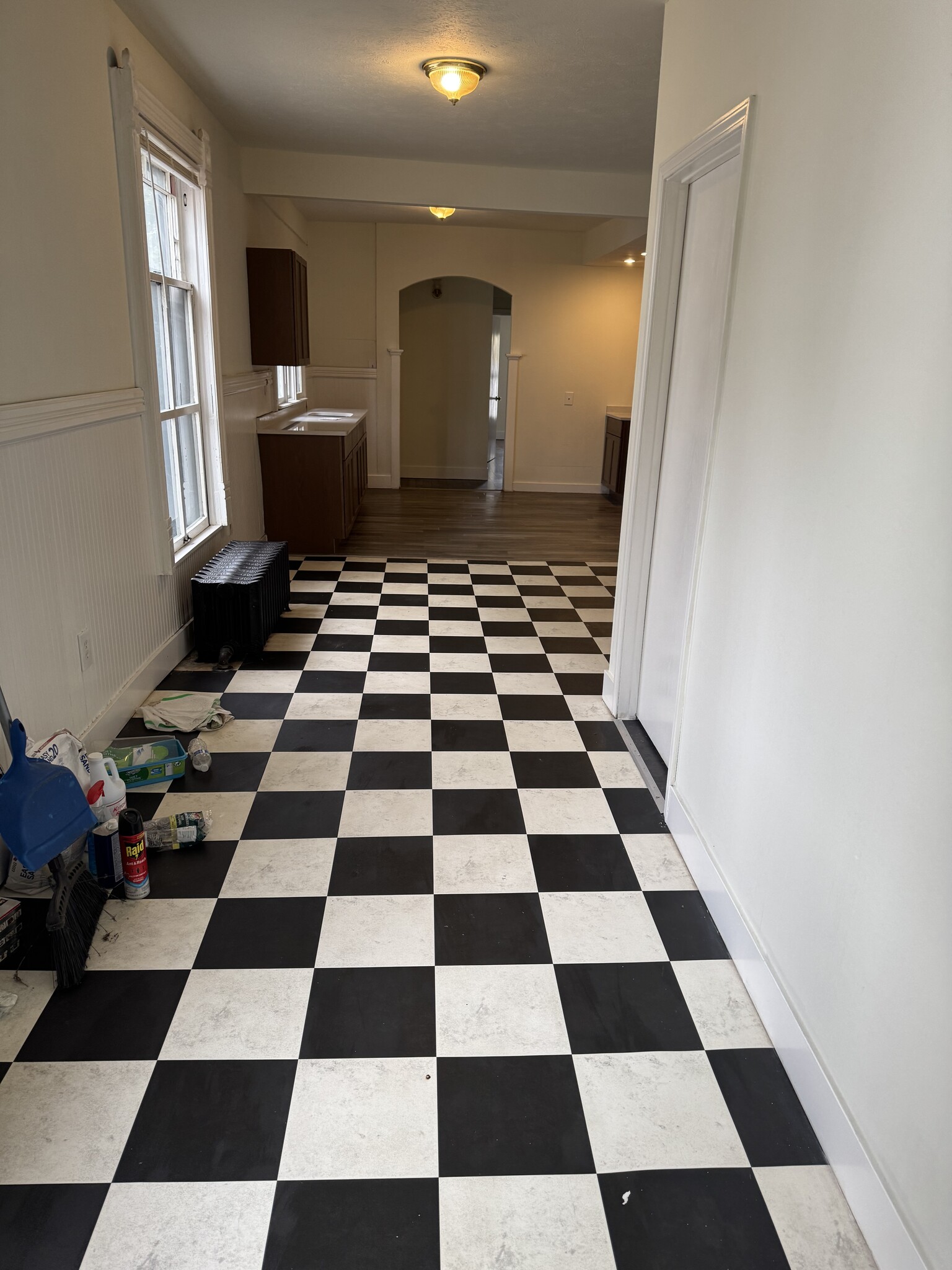 Building Photo - 832 Wealthy St SE