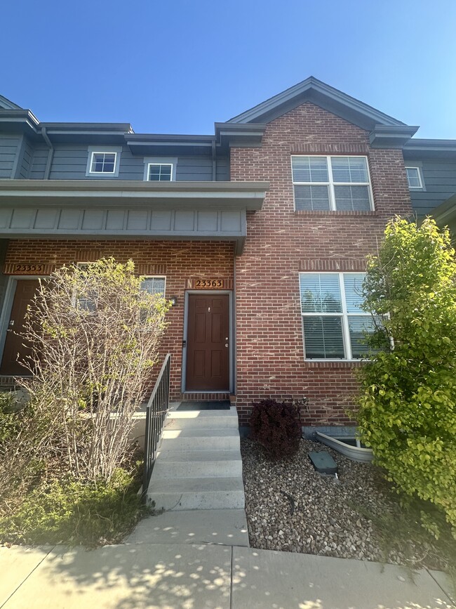 Building Photo - 23363 E Chenango Pl
