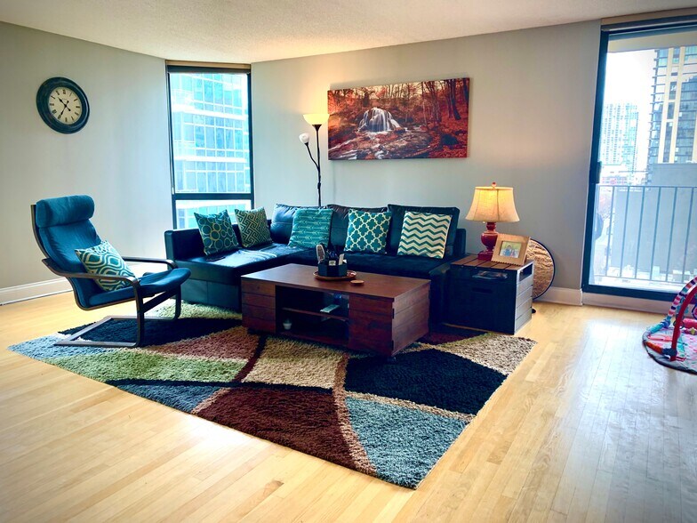 Living Room - 70 W Huron St