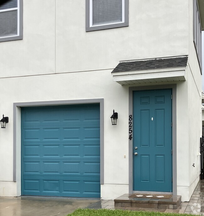 Building Photo - 8254 Nemours Pky