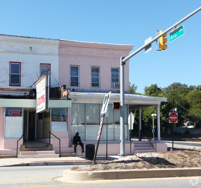 Building Photo - 4926 Harford Rd