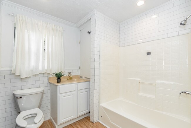 Building Photo - 3002 Kirk St