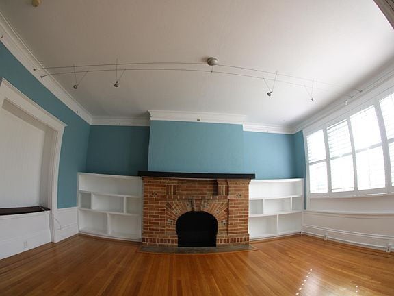 Building Photo - 22 Cotter St