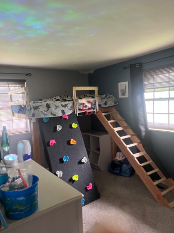 Building Photo - 6838 Gilette Dr