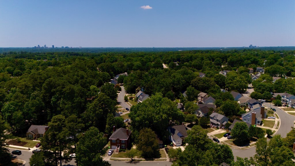 Building Photo - 4512 Emmit Dr