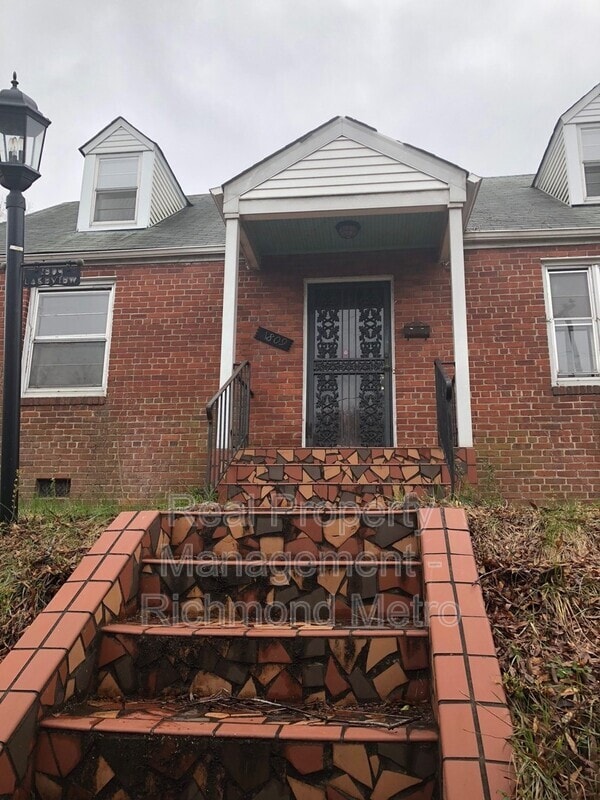 Primary Photo - 1809 Lakeview Ave