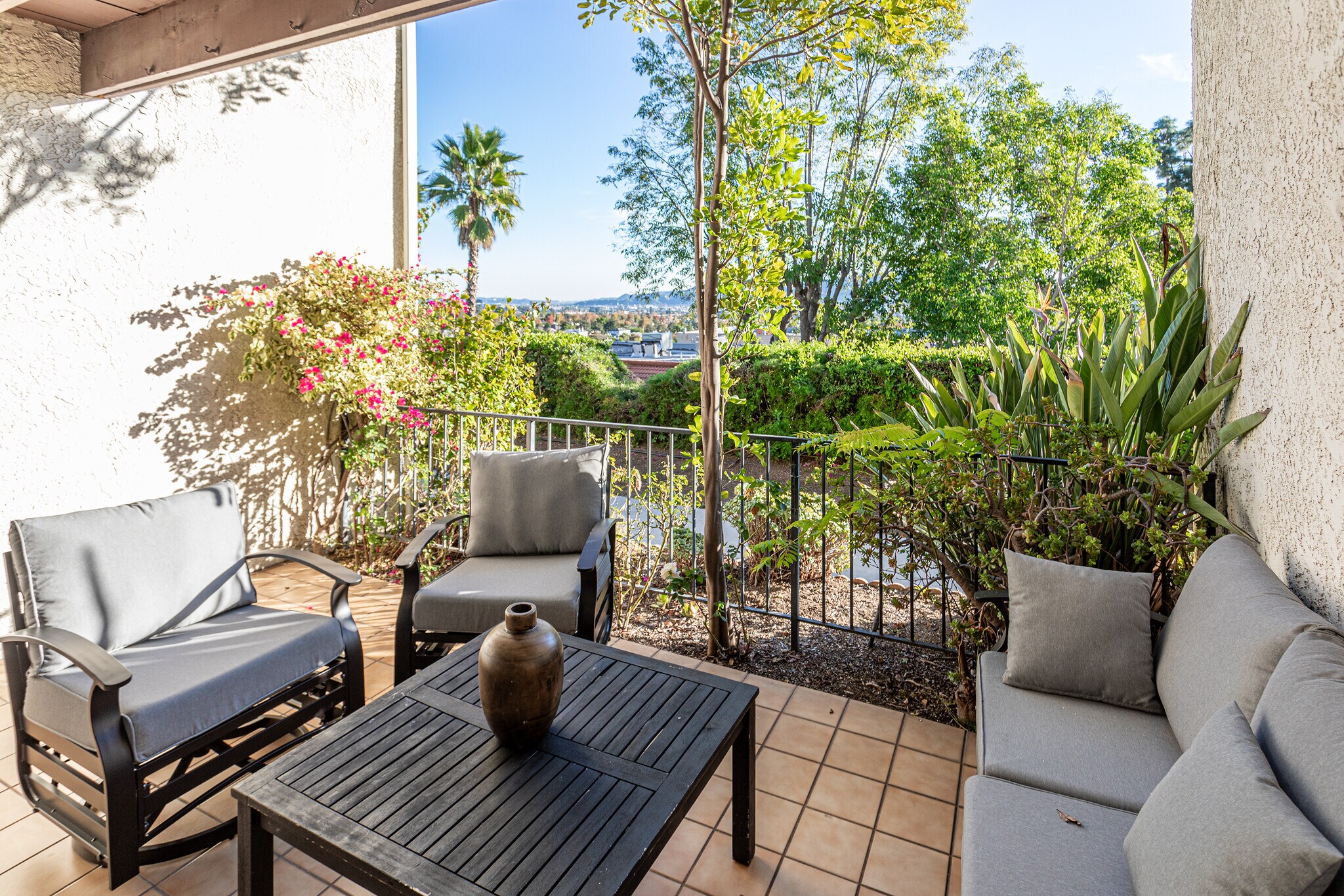 Building Photo - 7727 Via Capri