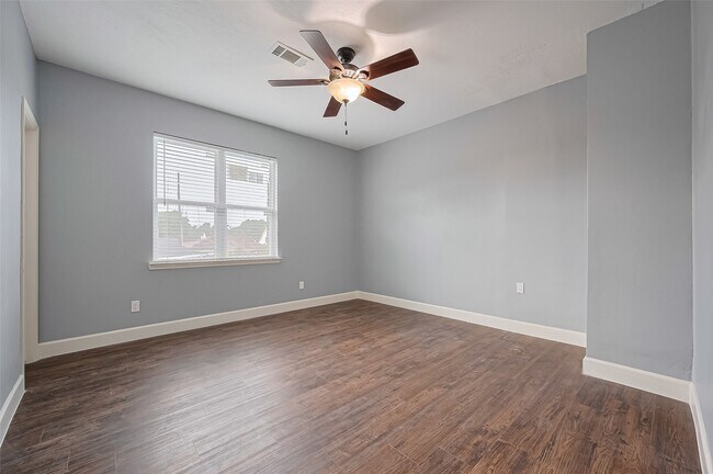 Building Photo - 3527 Bramble Fern Pl