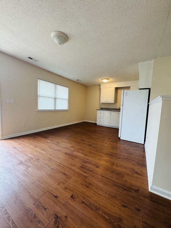 Building Photo - 3027 Adams Blvd