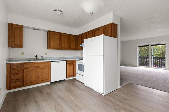Building Photo - 519 NE 81st Ave