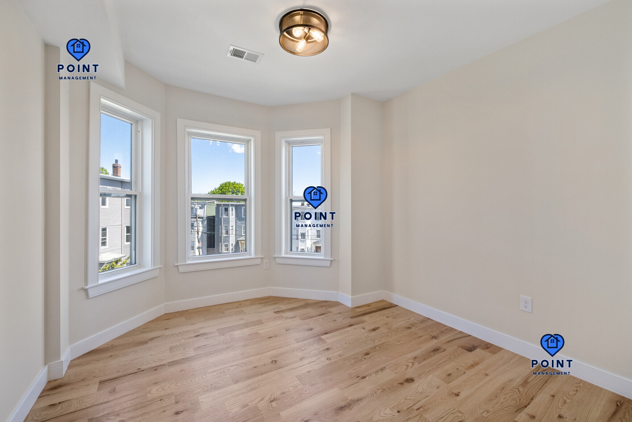 Building Photo - 275 Webster St