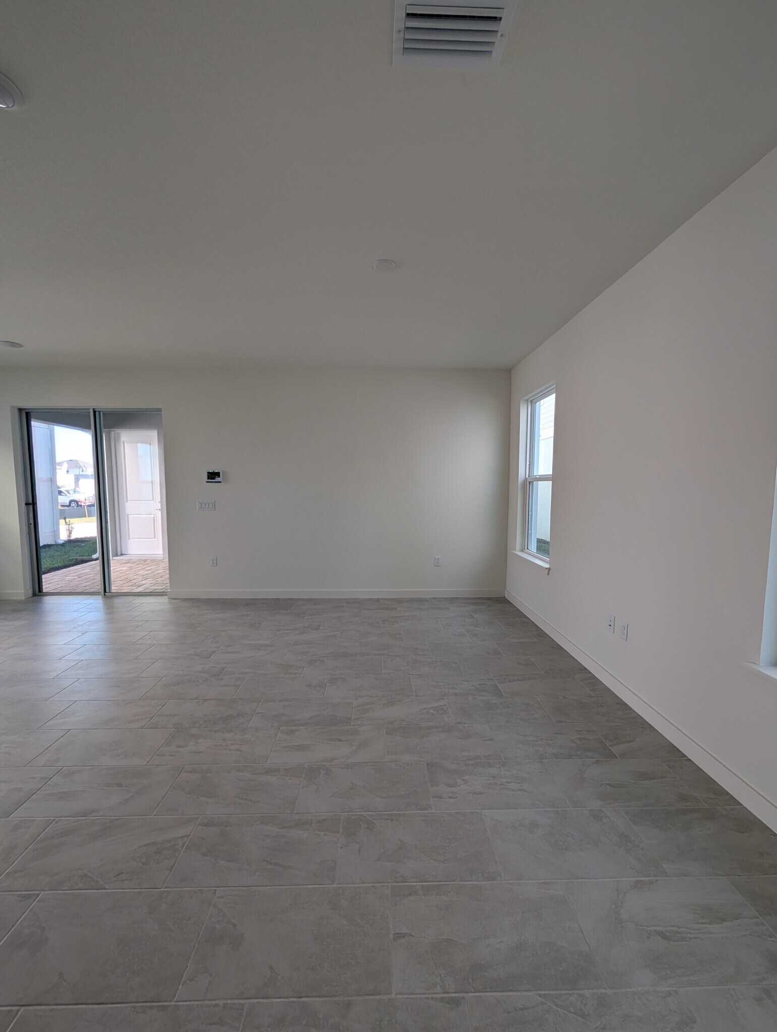 Building Photo - 1967 Iorio St