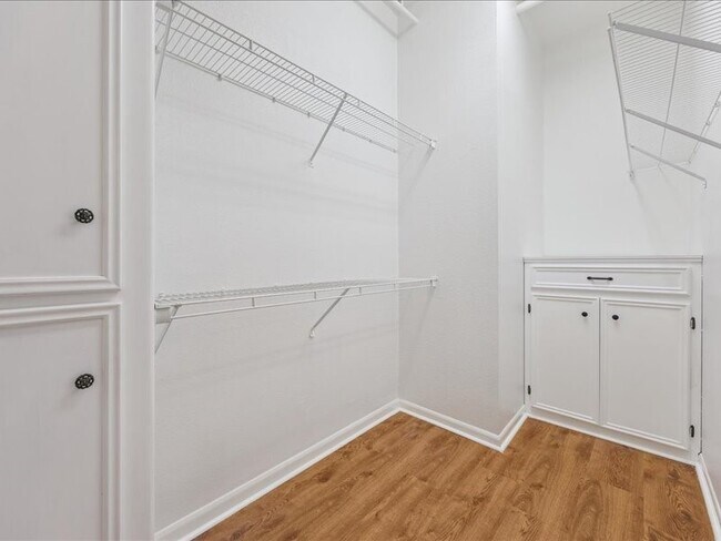 Building Photo - 3505 Sage Rd