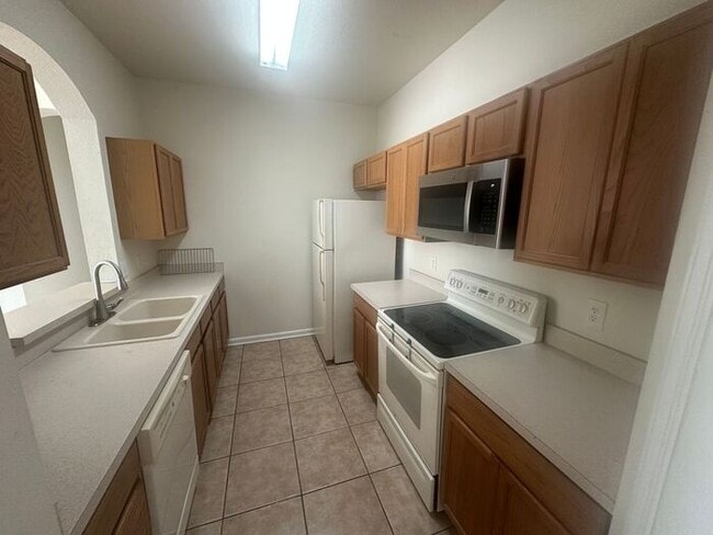 Building Photo - Must-See 3 Bedroom / 2 Bathroom Condo in Brantley Terrace, Altamonte Springs!