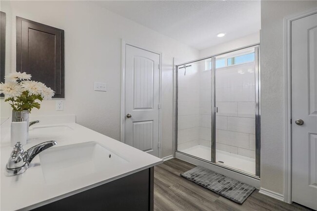 Building Photo - 14104 Honey Gem Dr
