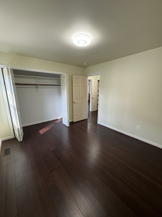Building Photo - 1115 Aquia Dr