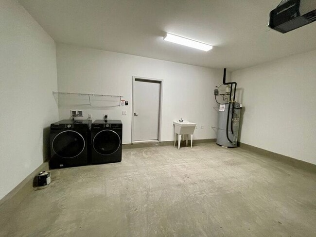 Building Photo - 91-1686 Ulaula Loop