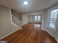 Building Photo - 331 Ellis Ave