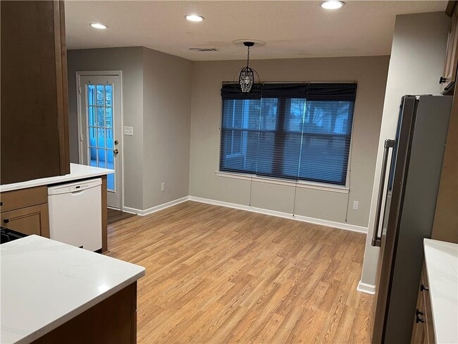 Building Photo - 6535 Glen Pond Trce