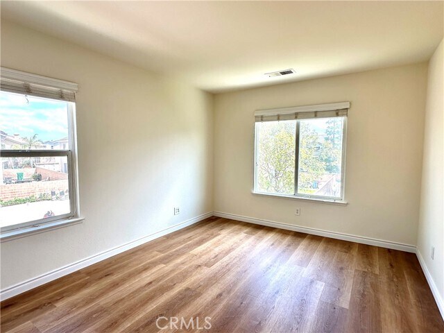 Building Photo - 6542 Gladiola St