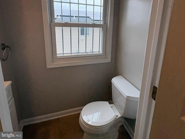 Building Photo - 5126 Call Pl SE