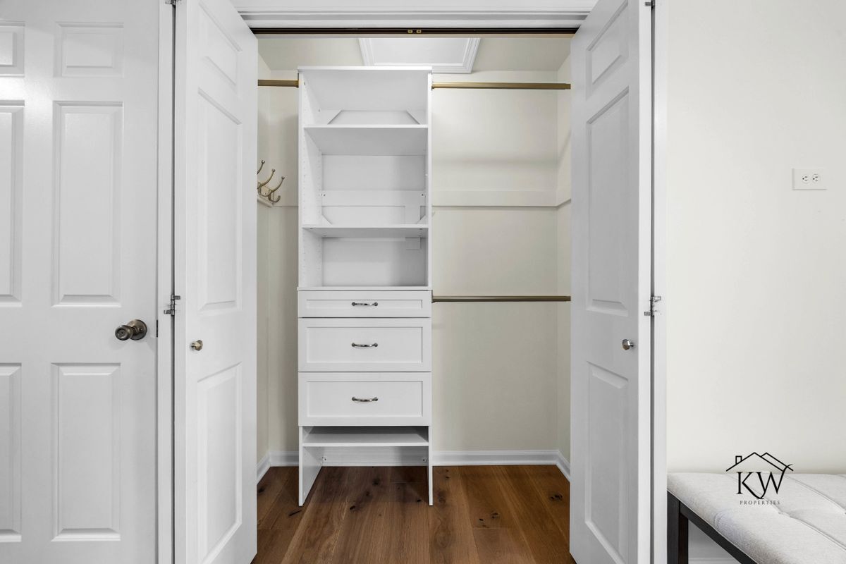 Building Photo - 46 Creek Ridge