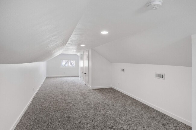 Building Photo - Coming Soon!!