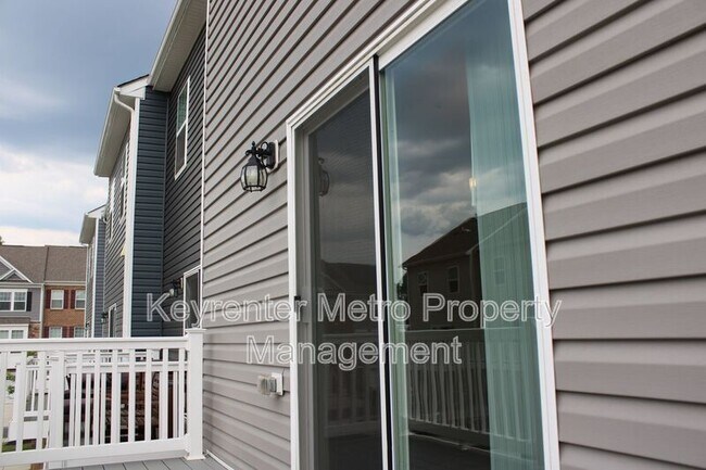 Building Photo - 9818 Ruby Lockhart Blvd