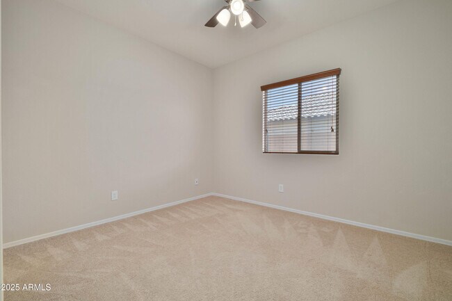 Building Photo - 17555 W Hedgehog Pl