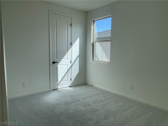 Building Photo - 592 Clover Bar Ln