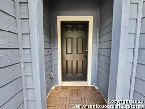 Building Photo - 1616 Tree Run