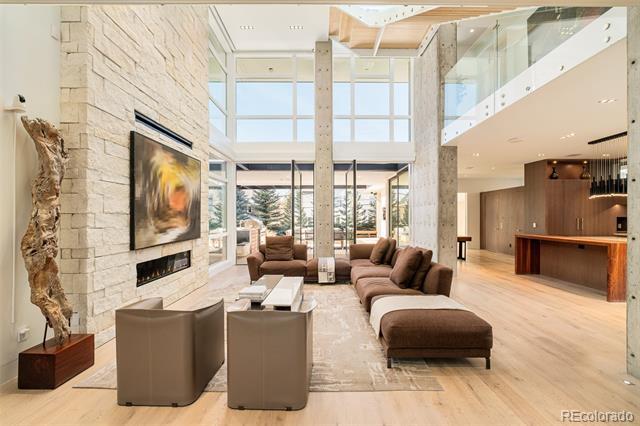 Building Photo - 121 S Dexter St