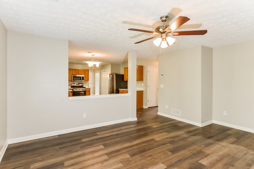 Building Photo - 2521 Meadow Pond Trail SW