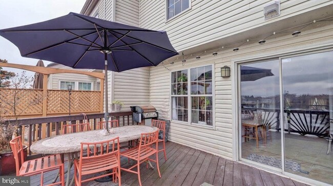 Building Photo - 44072 Florence Terrace