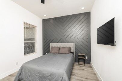 Building Photo - 2216 Dyson St