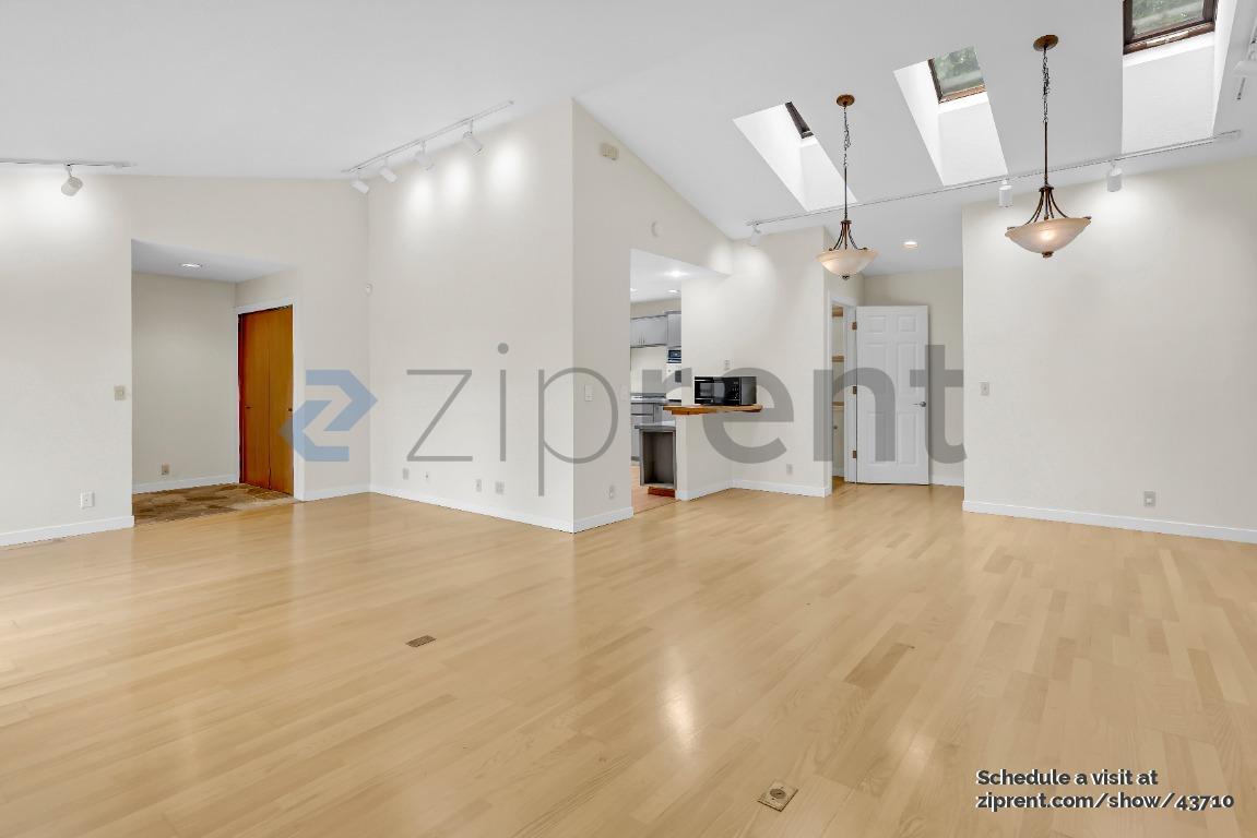 Building Photo - 1236 SW 58th Ave