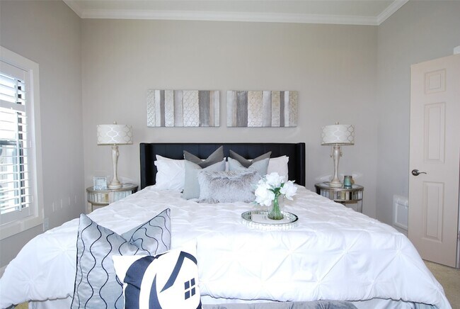 Building Photo - 2410 Dorrington St