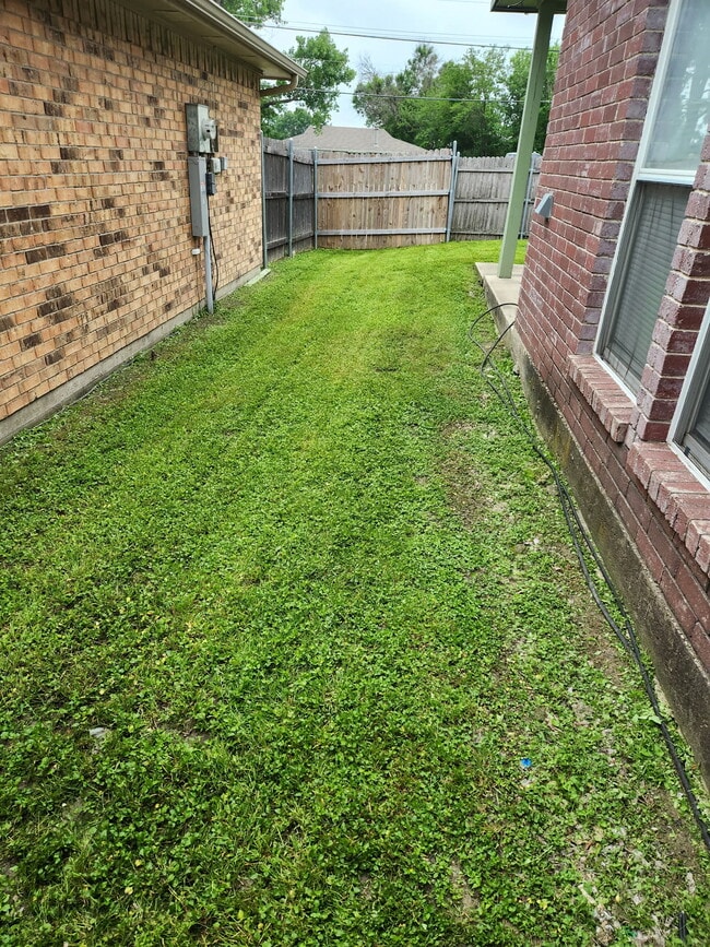 Building Photo - 506 Appomattox Dr