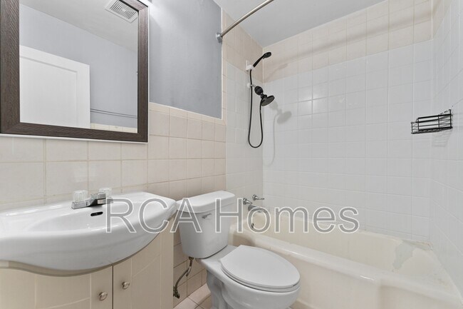 Building Photo - 6262 E 24th St