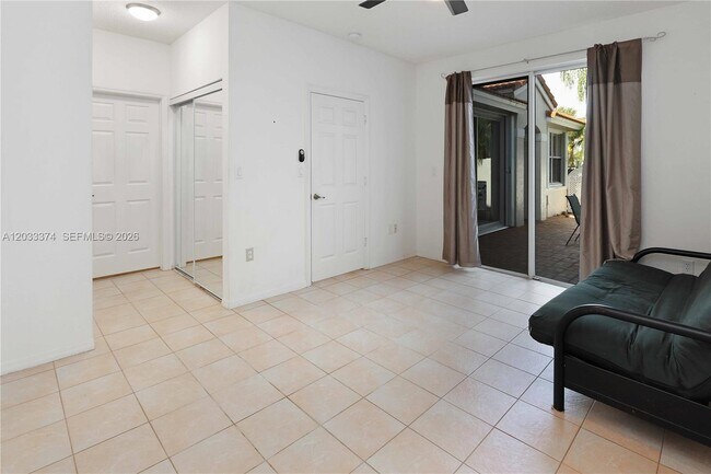 Building Photo - 1521 Seagrape Way