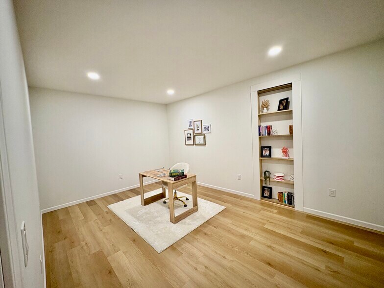 Building Photo - 154 Boxelder Dr