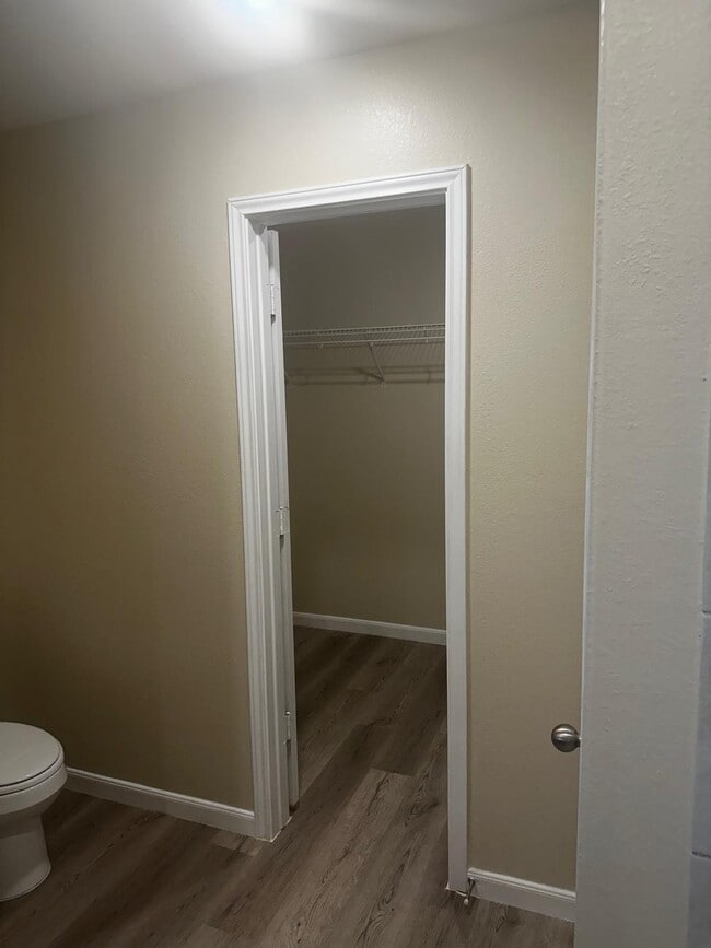 Building Photo - 15027 Harbor Lndg