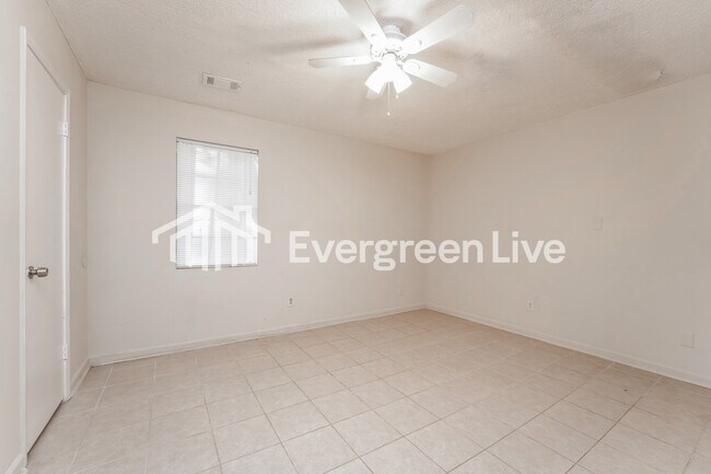 Building Photo - 5355 Bleckley Ct