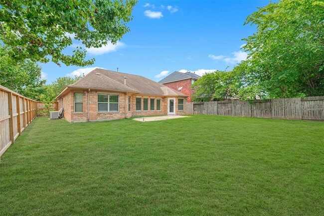 Building Photo - 6602 Boxwood Bridge
