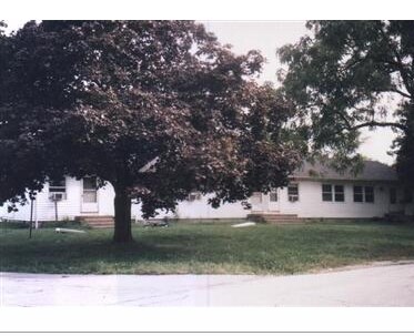Primary Photo - 115 Adams St
