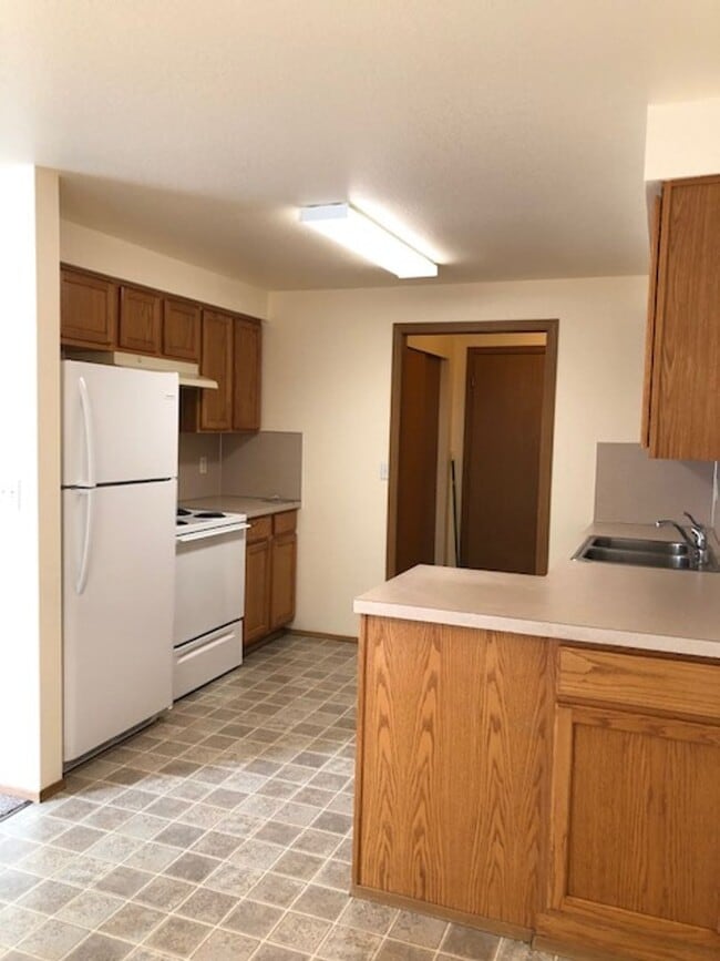 Building Photo - 15308-15310 Berry Valley Rd SE