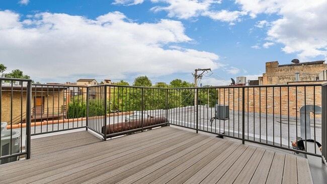 Building Photo - 06 - Mil 1371 LLC