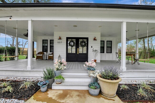 Building Photo - 507 Mason St