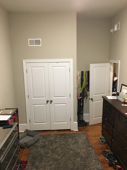 Building Photo - 1529 Spruce St