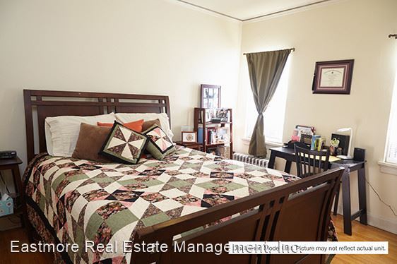 Building Photo - 4474 N Oakland Ave